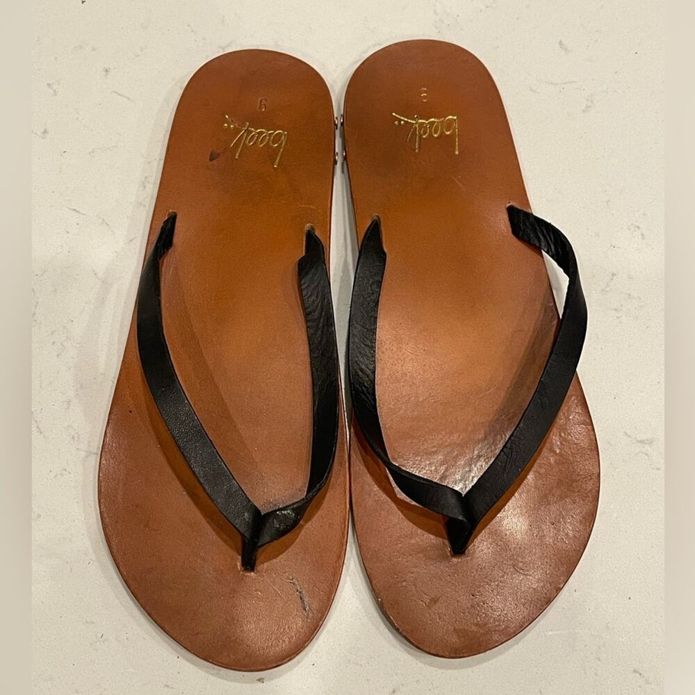 BEEK Black and Brown Leather Flip Flops